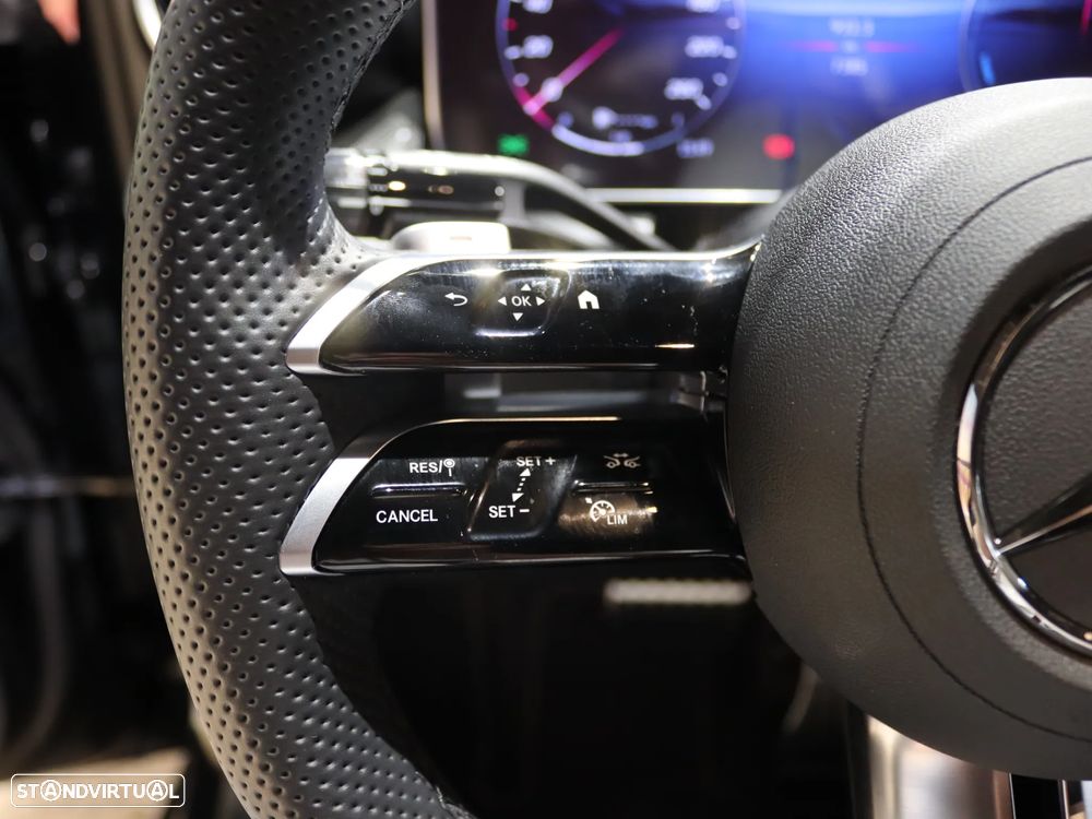 Mercedes-Benz GLC 300 de Coupe 4Matic - 26