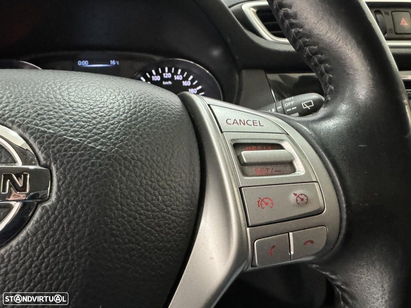 Nissan Qashqai 1.5 dCi N-Connecta - 14