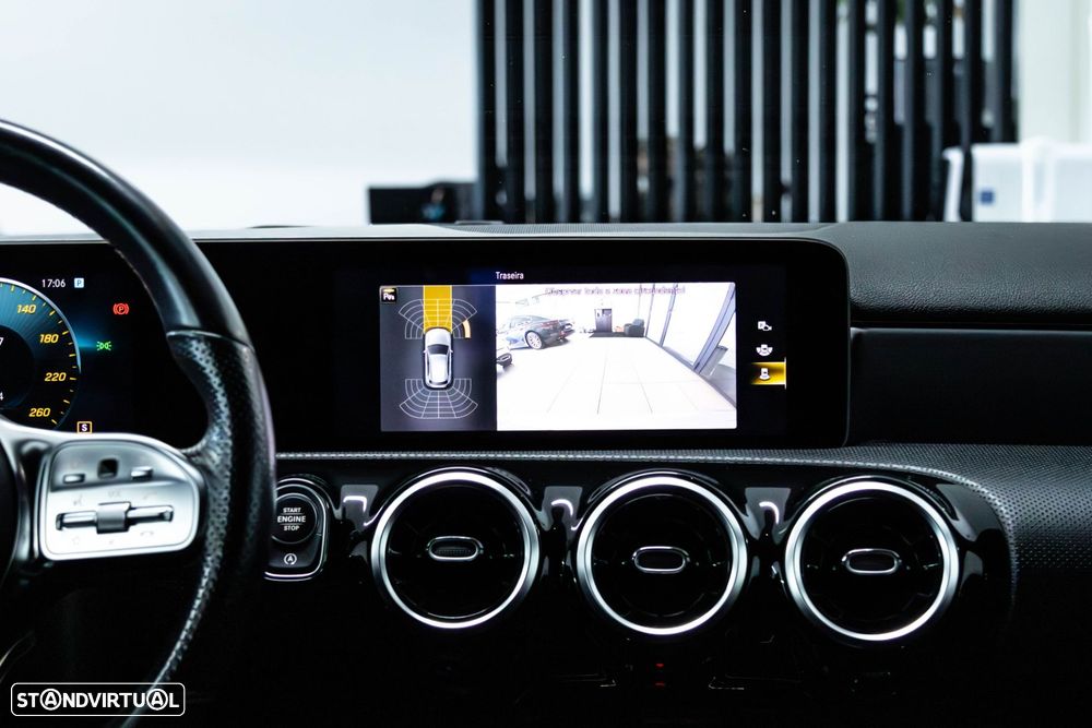 Mercedes-Benz A 160 AMG Line - 38