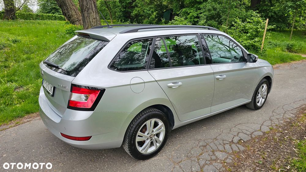 Skoda Fabia 1.0 TSI Ambition - 3