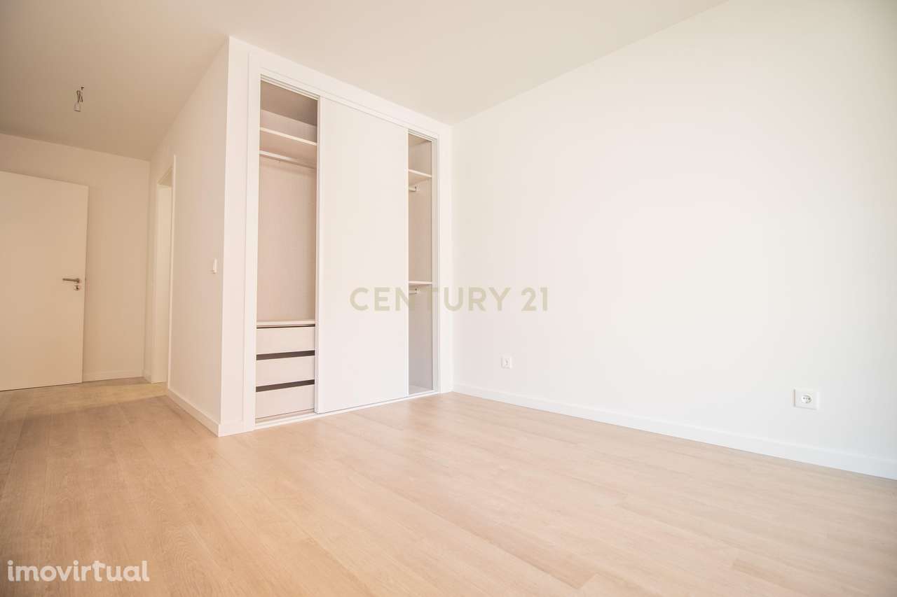 Apartamento T2 com Churrasqueira - Grande imagem: 5/31