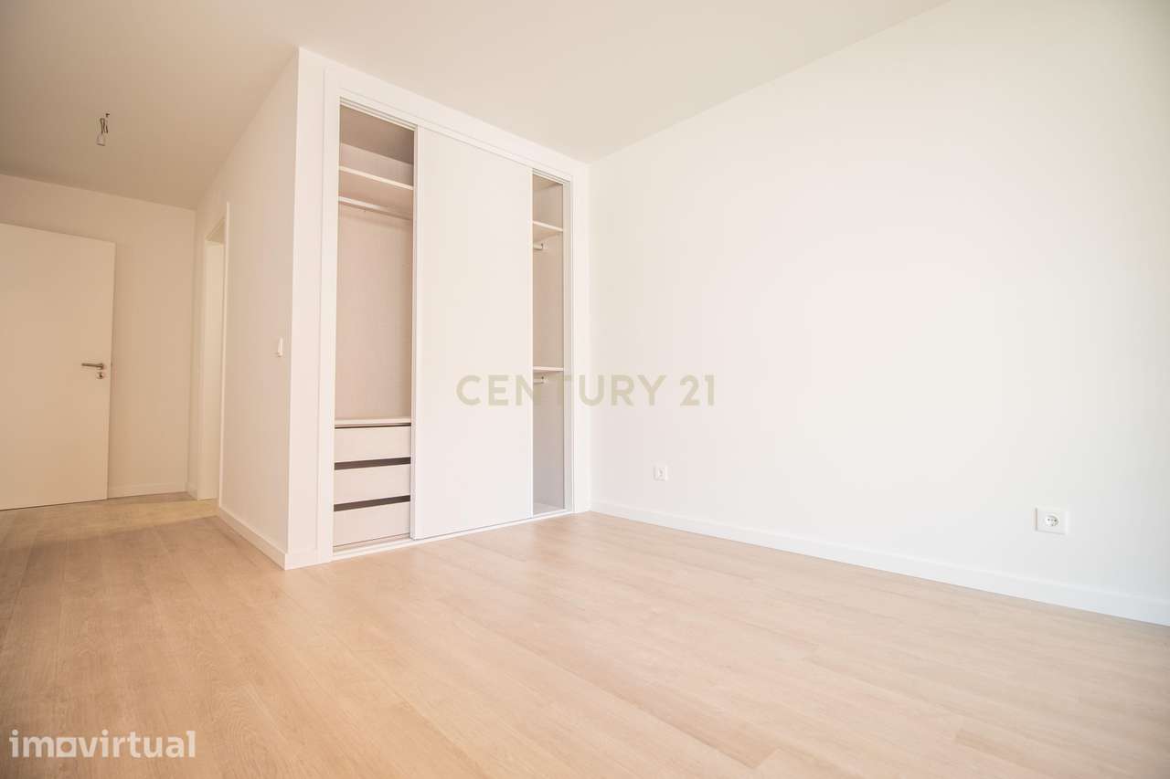 Apartamento T2 com Churrasqueira - Grande imagem: 5/31