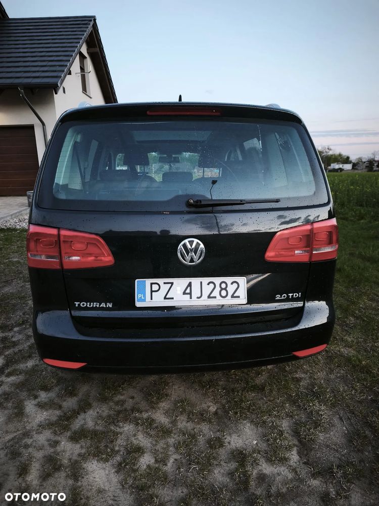 Volkswagen Touran 2.0 TDI DPF Highline - 4
