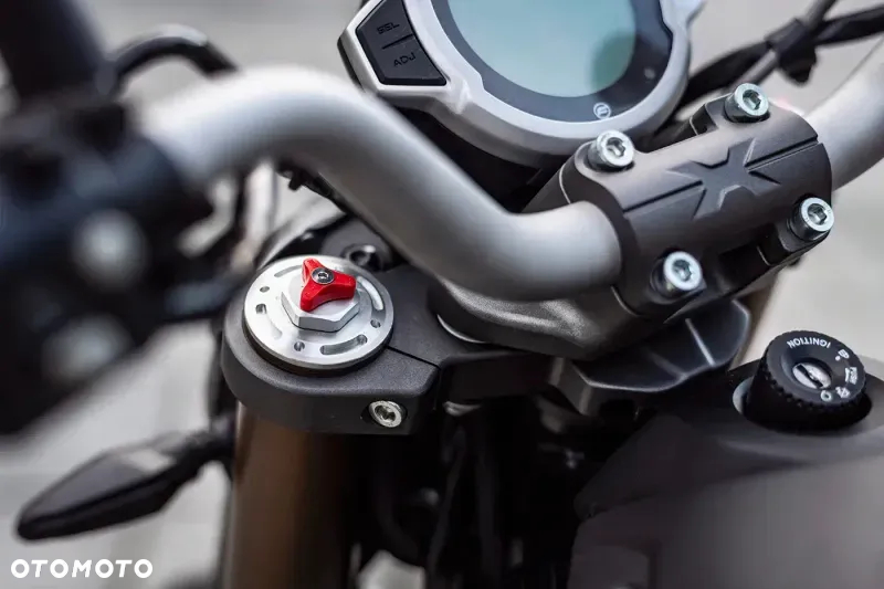 CFMoto CL-X - 4