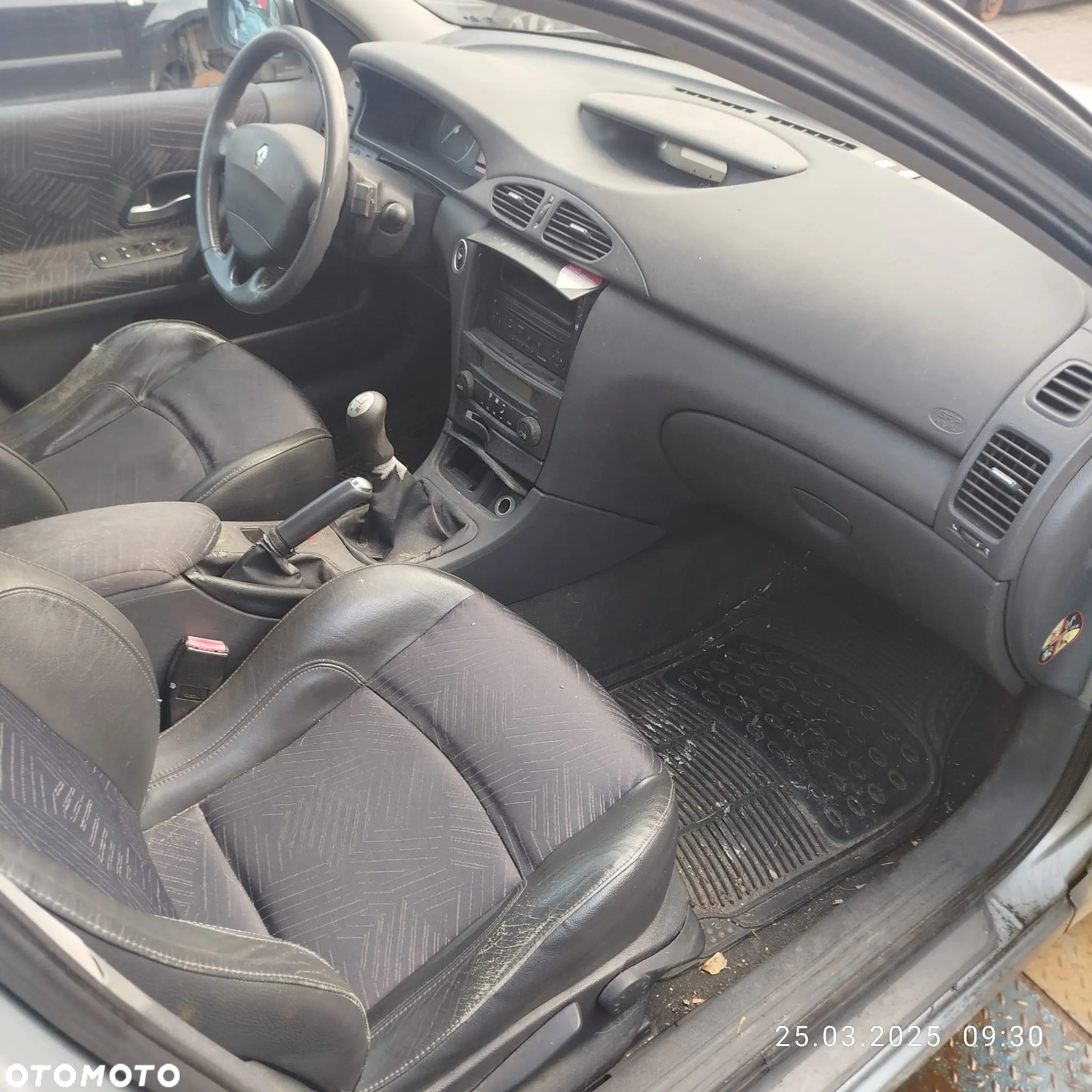 Renault Laguna 2 na części - 4