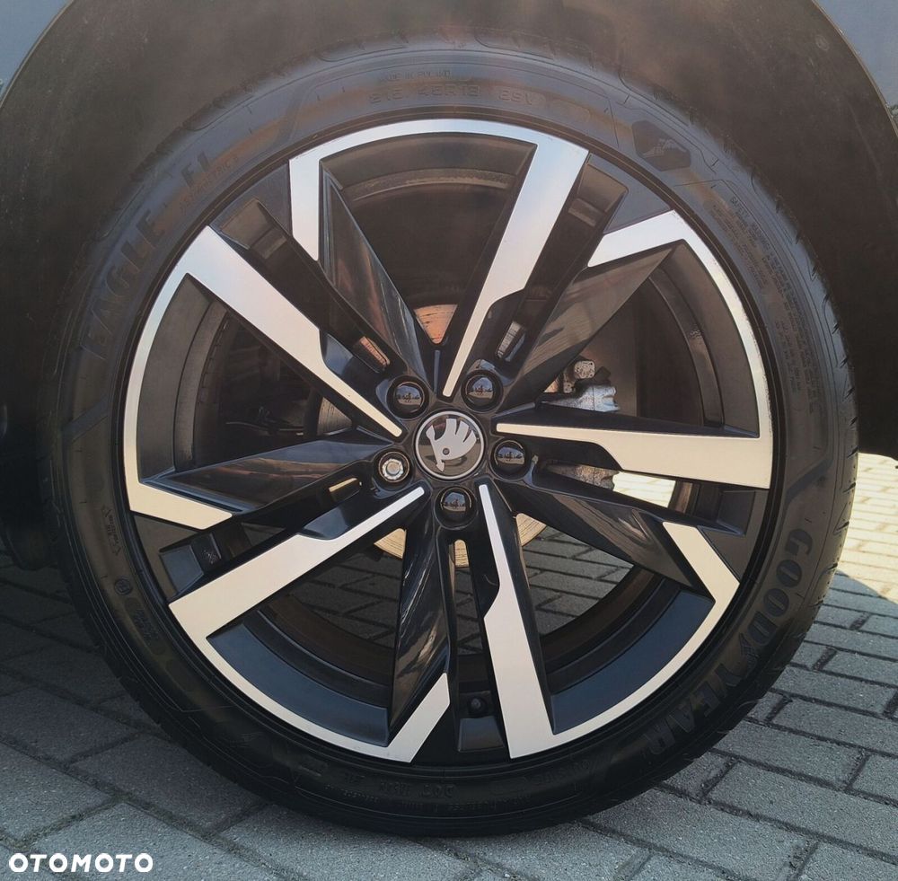 Skoda Kamiq 1.5 TSI Monte Carlo DSG - 29