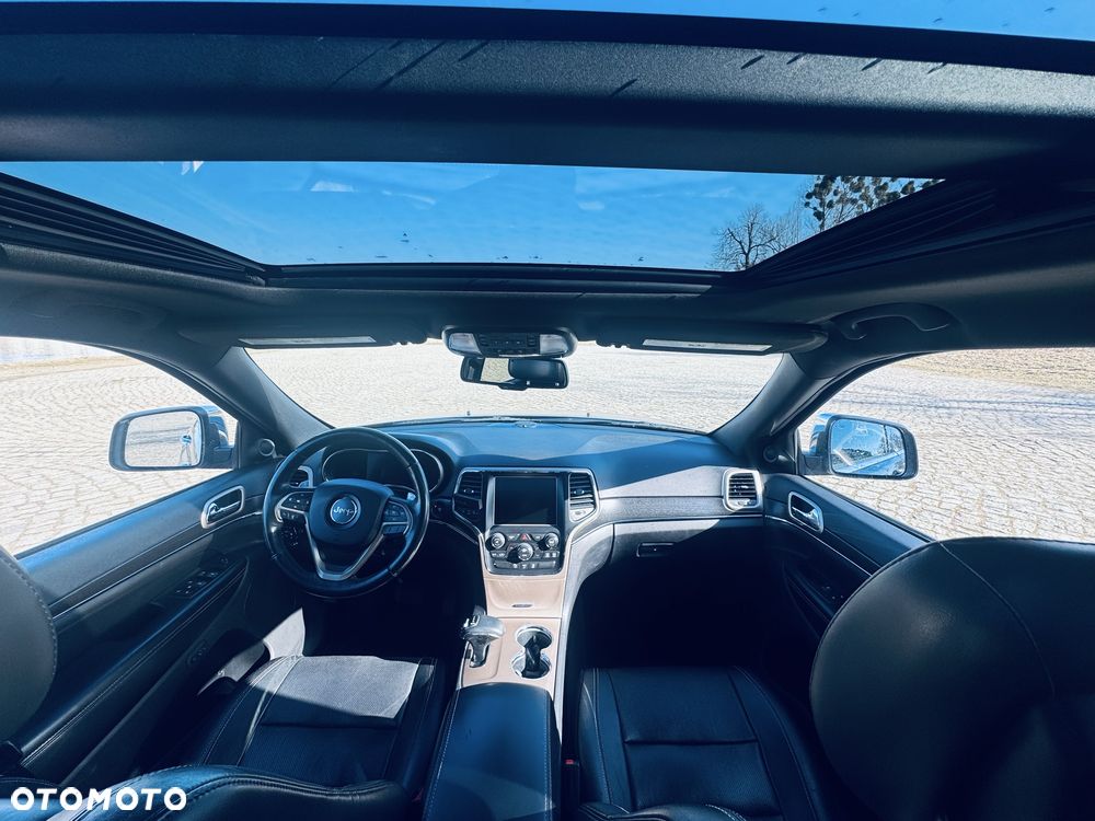 Jeep Grand Cherokee - 8