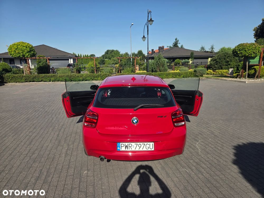 BMW Seria 1 116d - 31