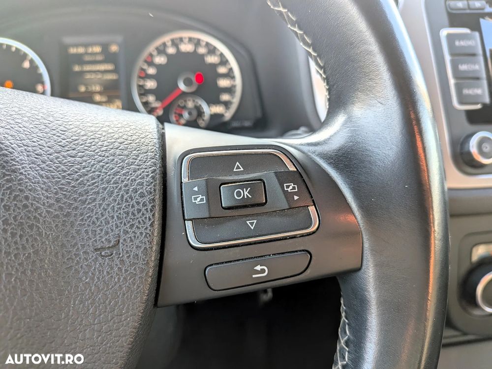 Volkswagen Tiguan 2.0 TDI DPF 4Motion BlueMotion Technology DSG Sport & Style - 21