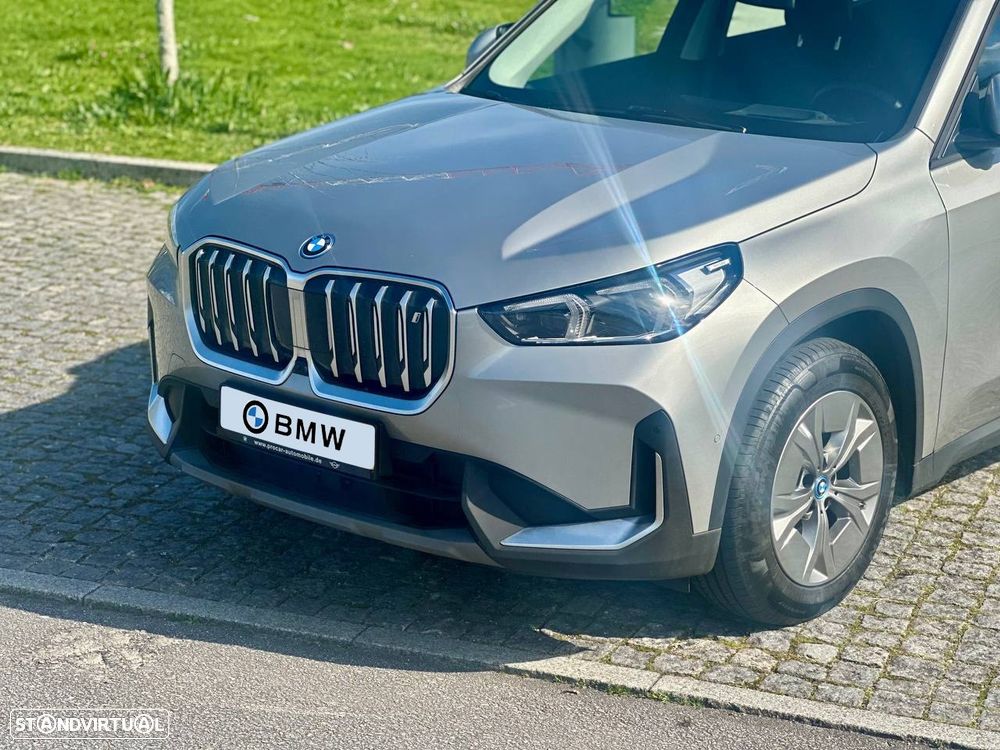 BMW iX1 xDrive30 xLine - 3