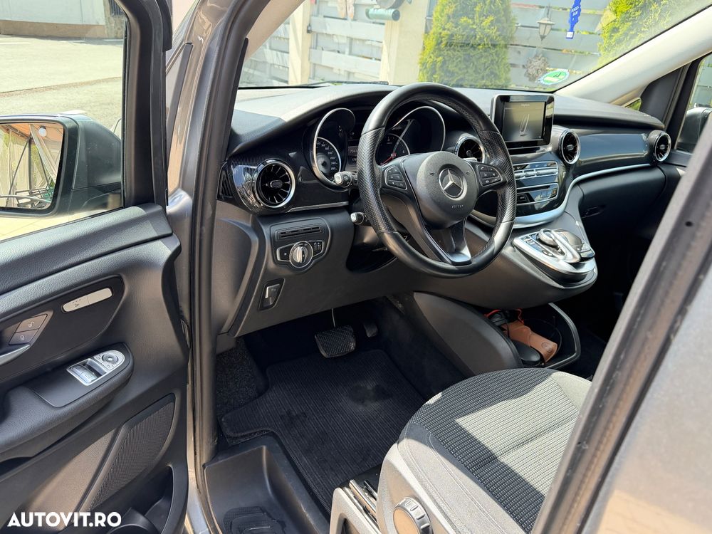 Mercedes-Benz V 220 d Lang 9G-TRONIC - 13