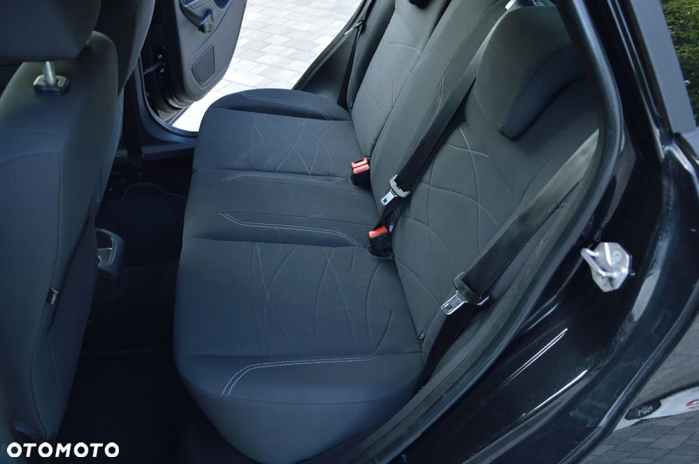 Ford Fiesta 1.25 Celebration - 11