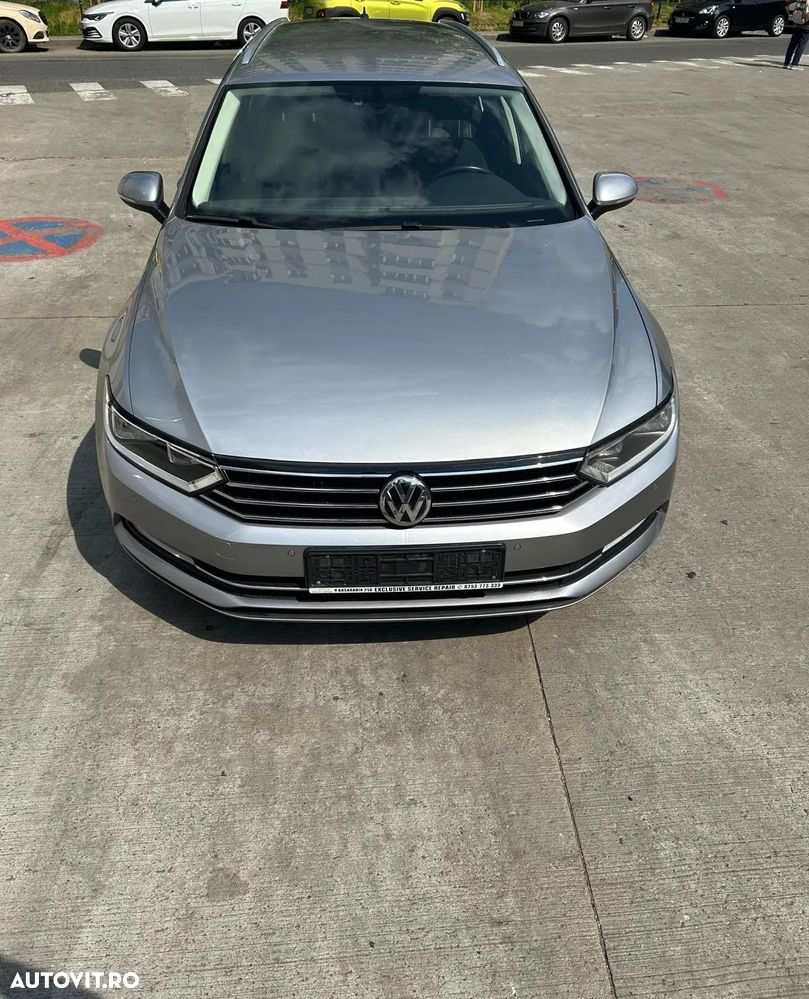Volkswagen Passat - 3