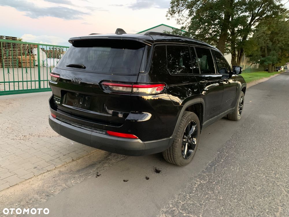 Jeep Grand Cherokee - 18