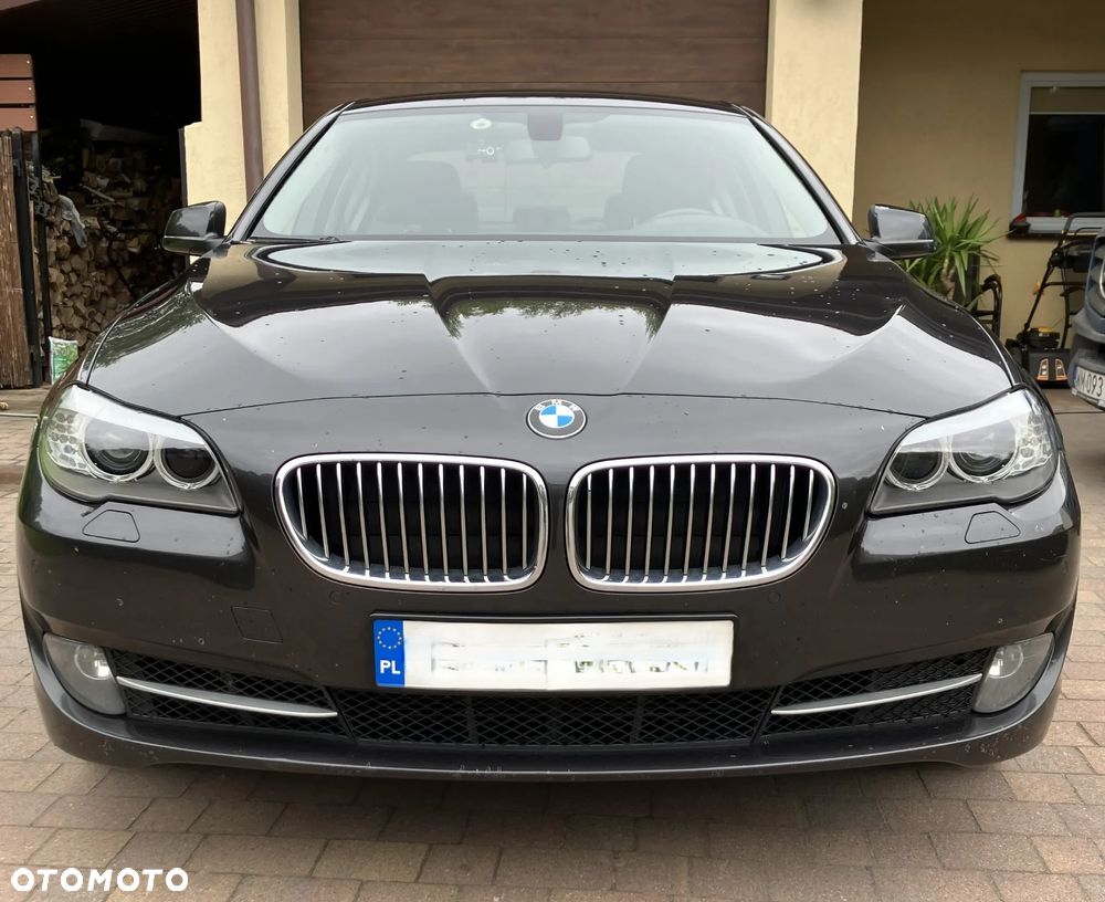 BMW Seria 5 528i xDrive - 2