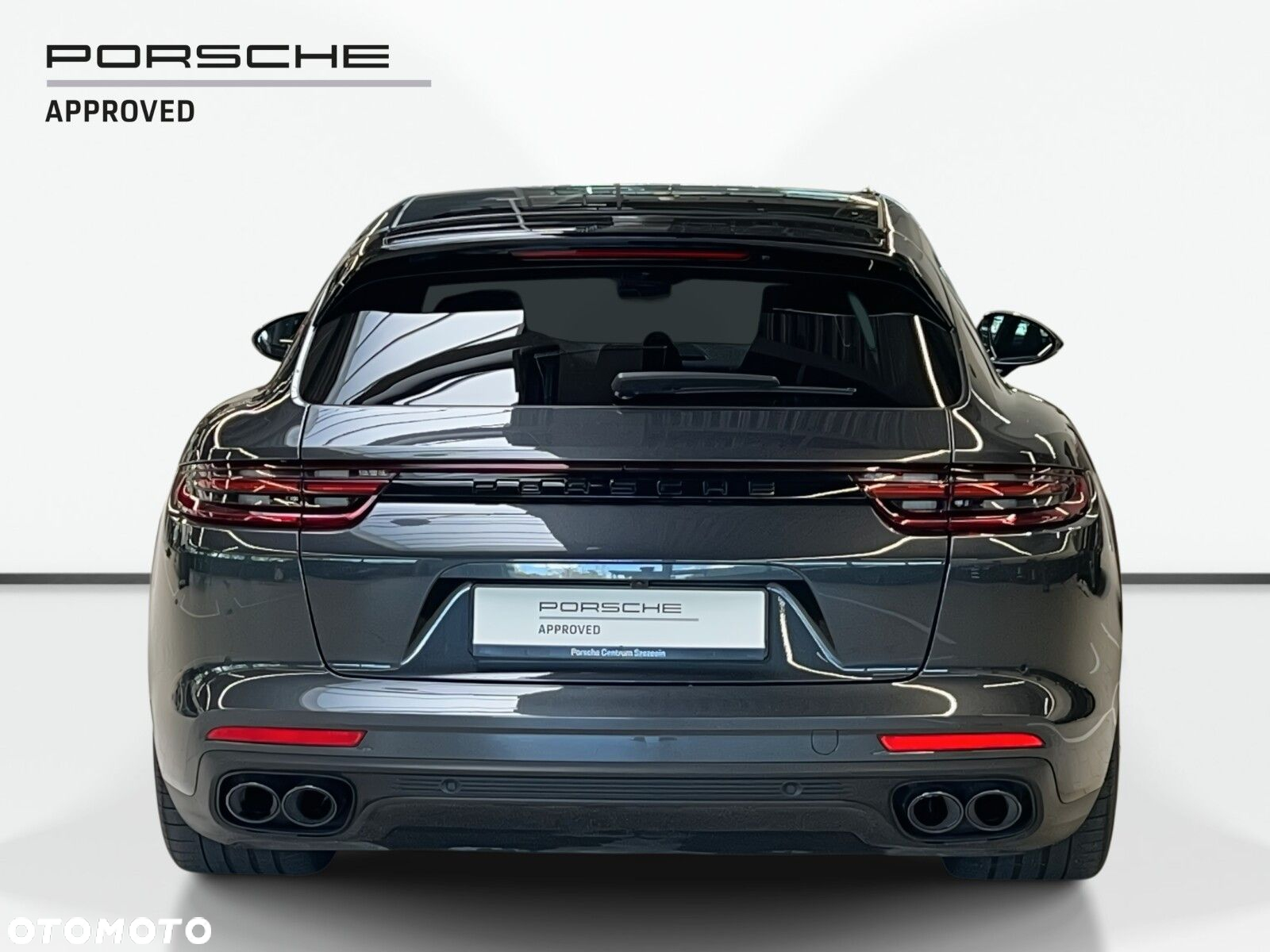 Porsche Panamera - 4