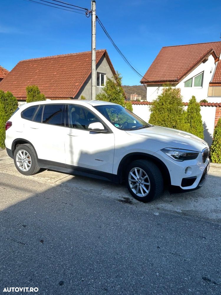 BMW X1 sDrive18i - 13