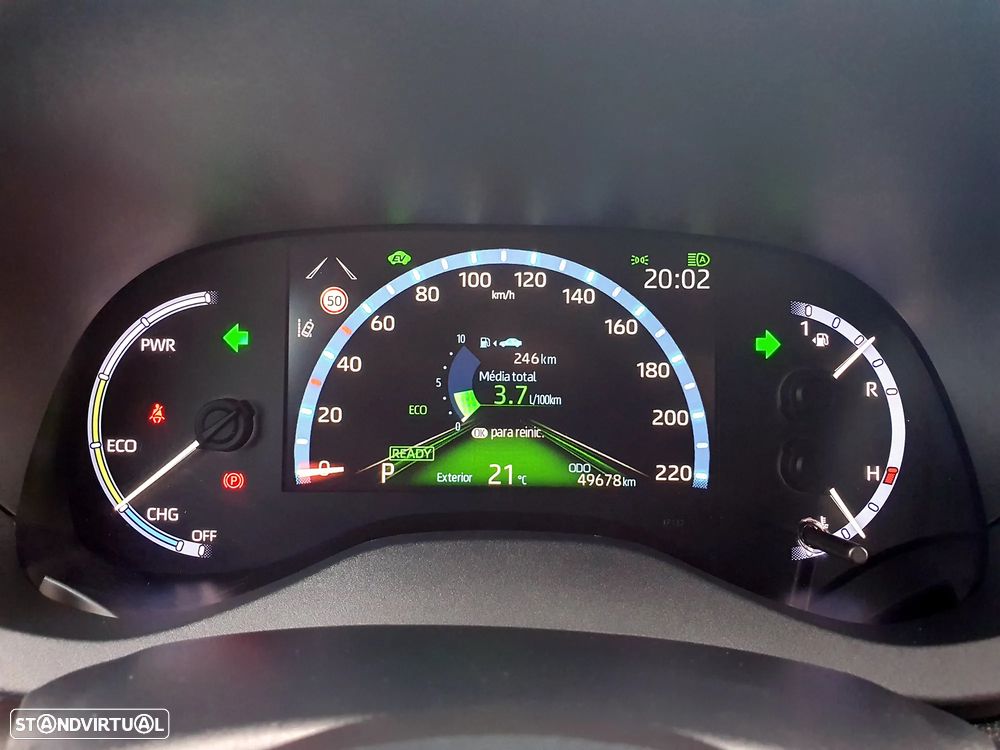 Toyota Yaris Cross 1.5 HDF Comfort Plus - 47