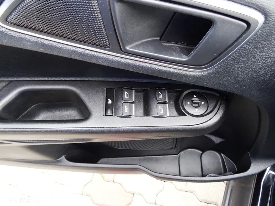 Ford B-MAX - 19