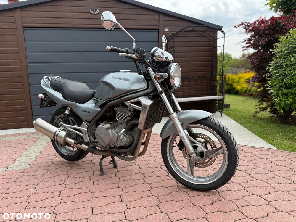 Kawasaki ER - 1