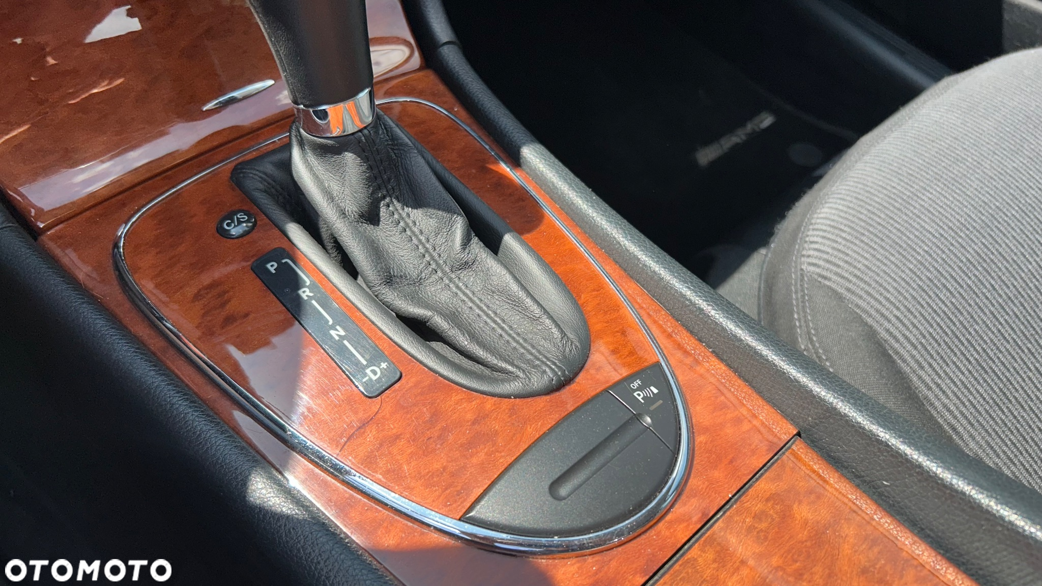 Mercedes-Benz Klasa E 200 T Kompressor Automatik Elegance - 36