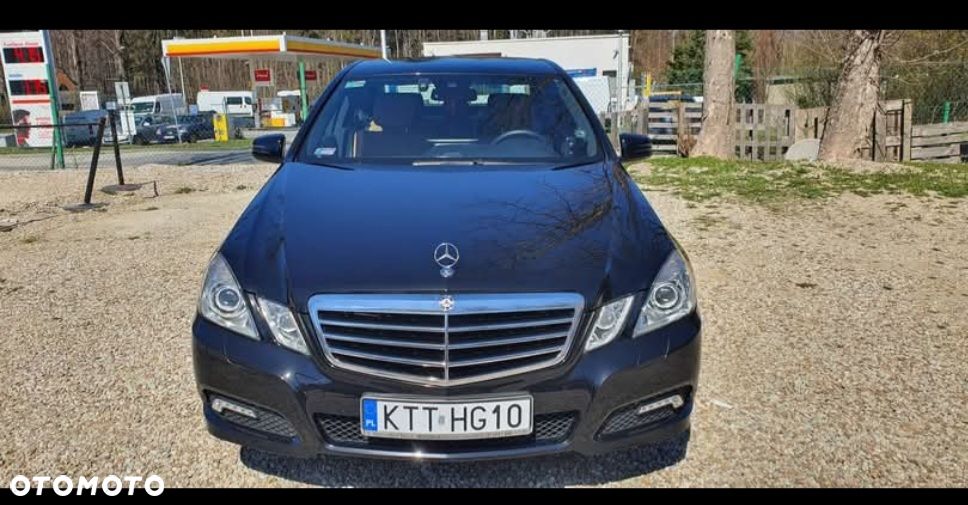 Mercedes-Benz Klasa E 300 CDI BlueEff Avantgarde - 1