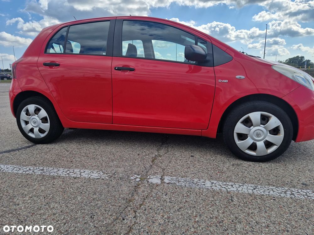 Toyota Yaris 1.4 D-4D Luna - 4