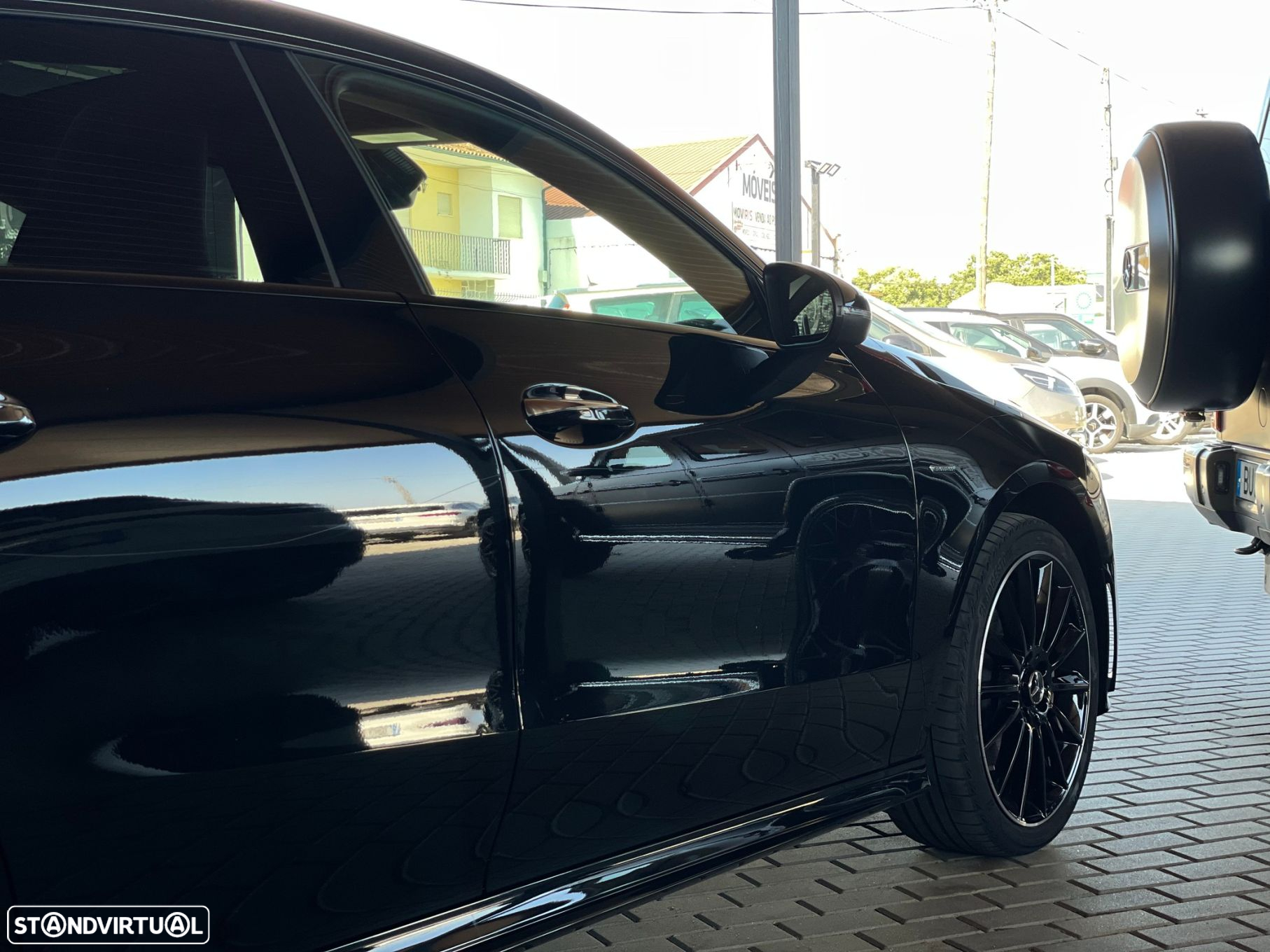 Mercedes-Benz CLA 250 e Shooting Brake AMG Line - 13