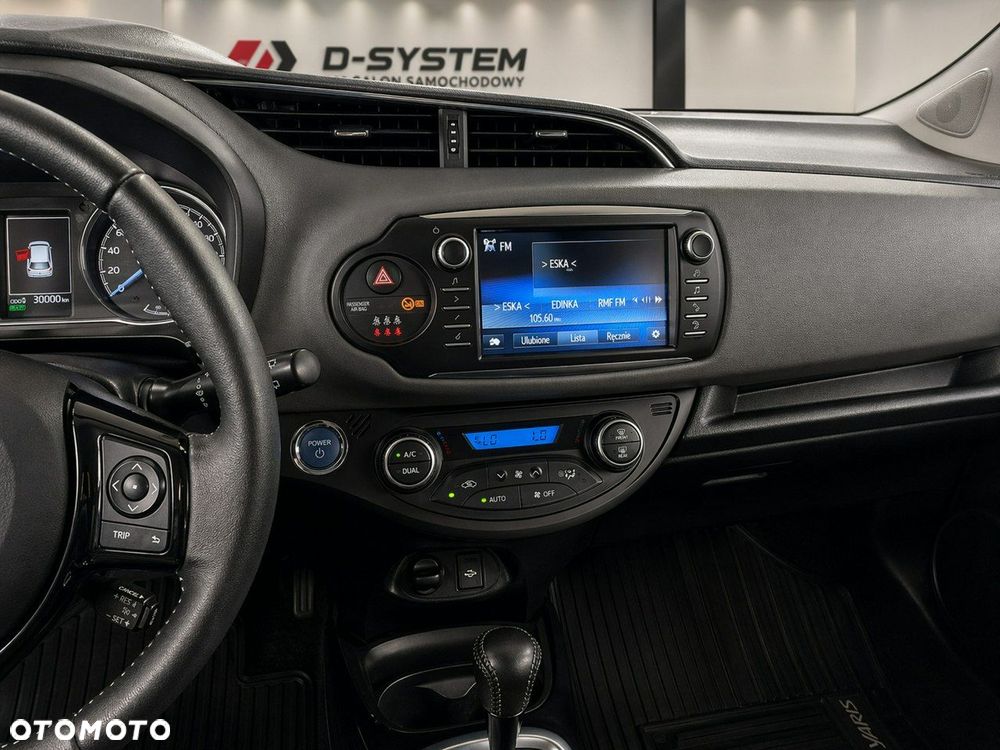 Toyota Yaris - 8