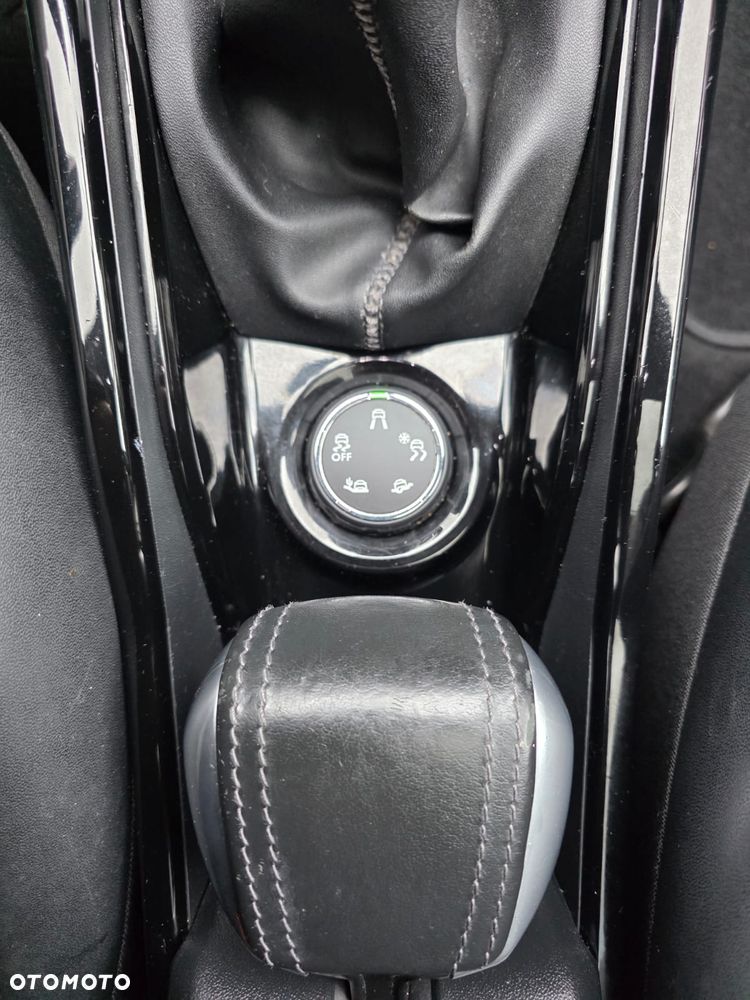 Peugeot 2008 PureTech 110 Stop&Start Crossway - 30