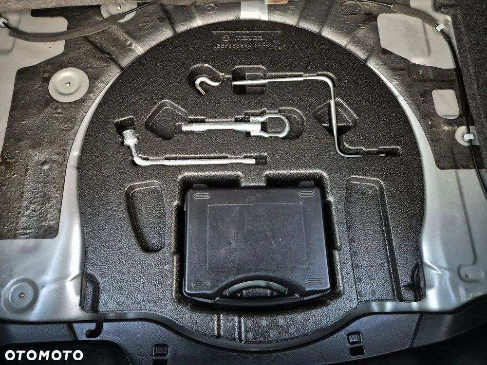 Mazda 3 2.0 MZR DISI Edition - 8