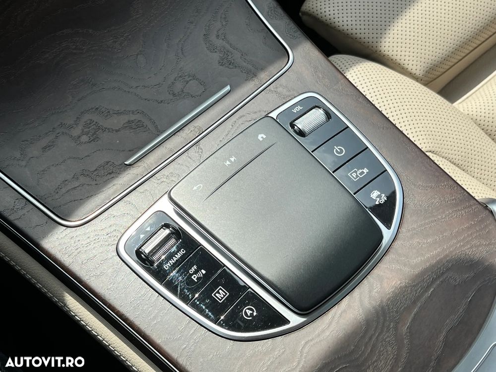 Mercedes-Benz GLC 220 d 4MATIC - 24