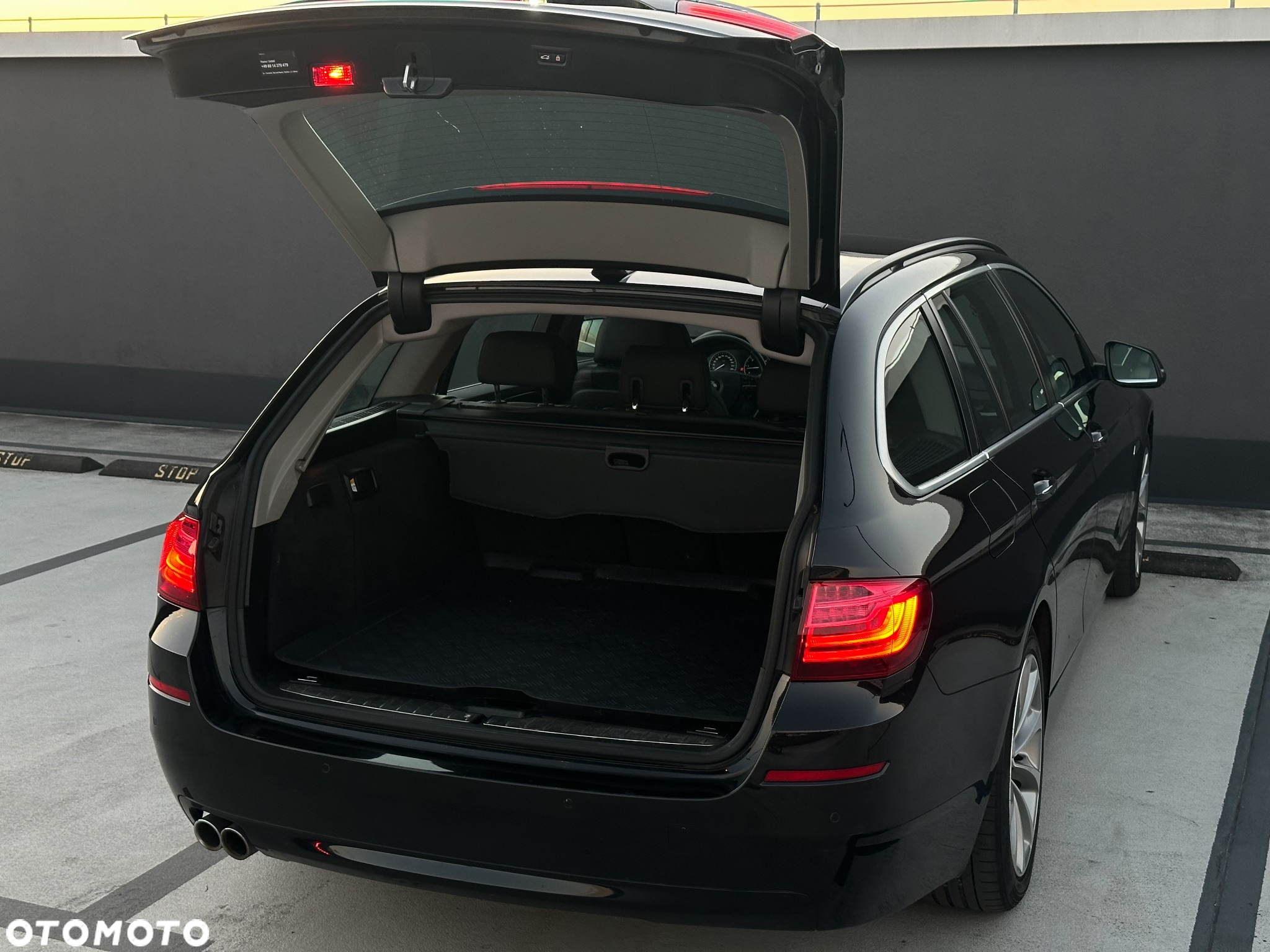 BMW Seria 5 530d xDrive Luxury Line - 35