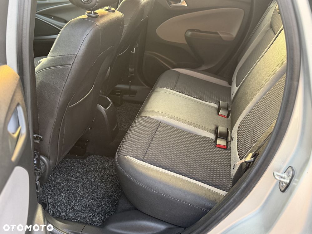 Opel Crossland X - 7