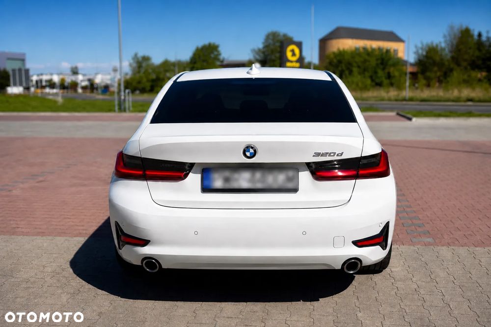 BMW Seria 3 320d - 6
