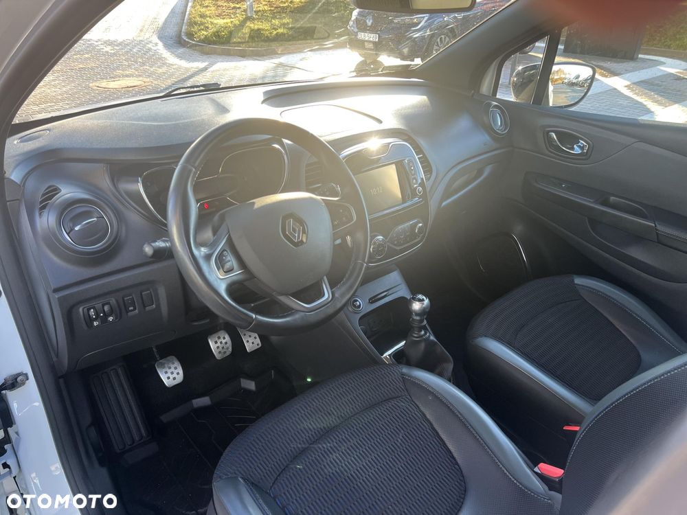 Renault Captur 1.2 Energy TCe Night&Day - 9