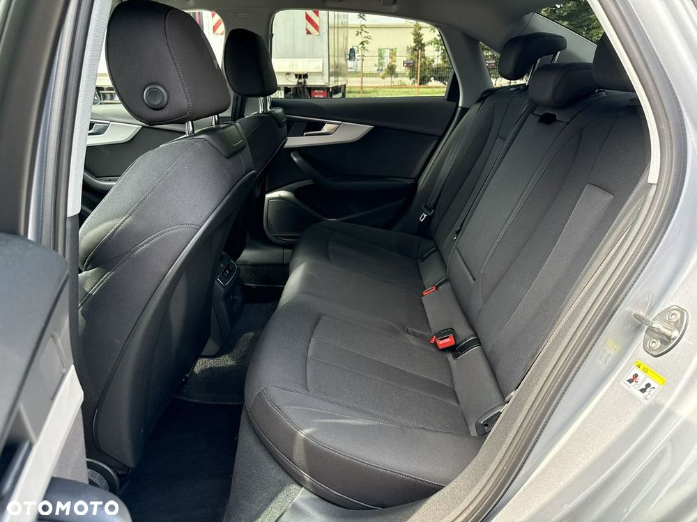Audi A4 Limousine 35 TFSI mHEV S tronic - 15