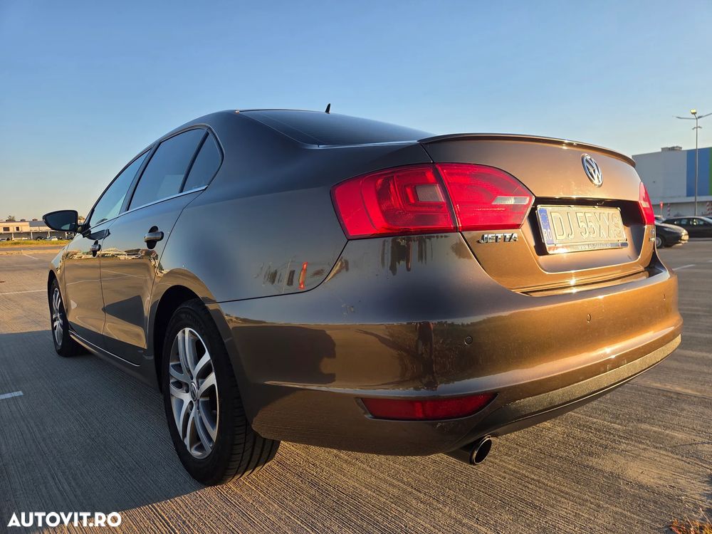 Volkswagen Jetta 1.6 TDI CR DPF DSG Highline - 14