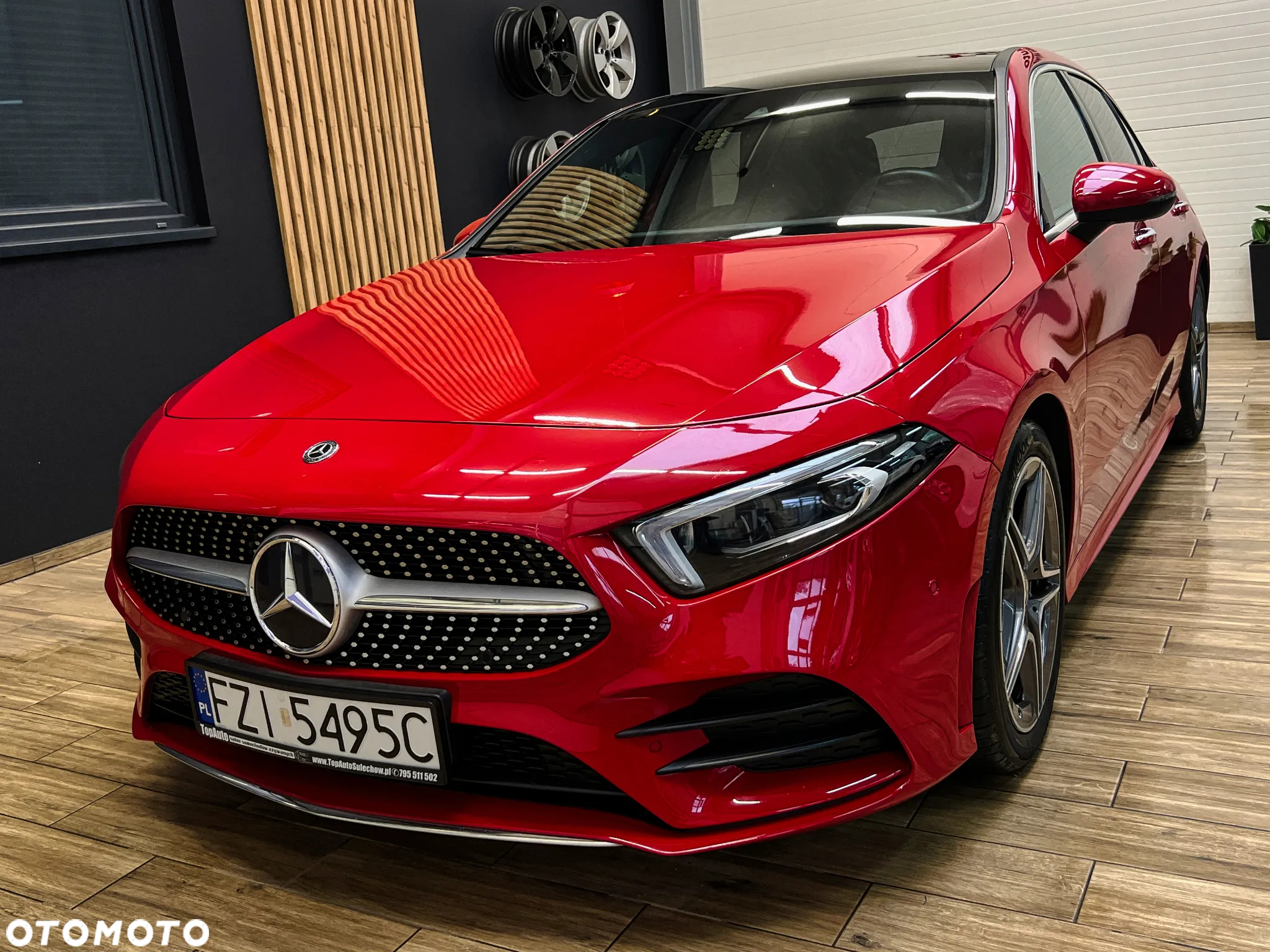 Mercedes-Benz Klasa A 220 4-Matic AMG Line 7G-DCT - 14