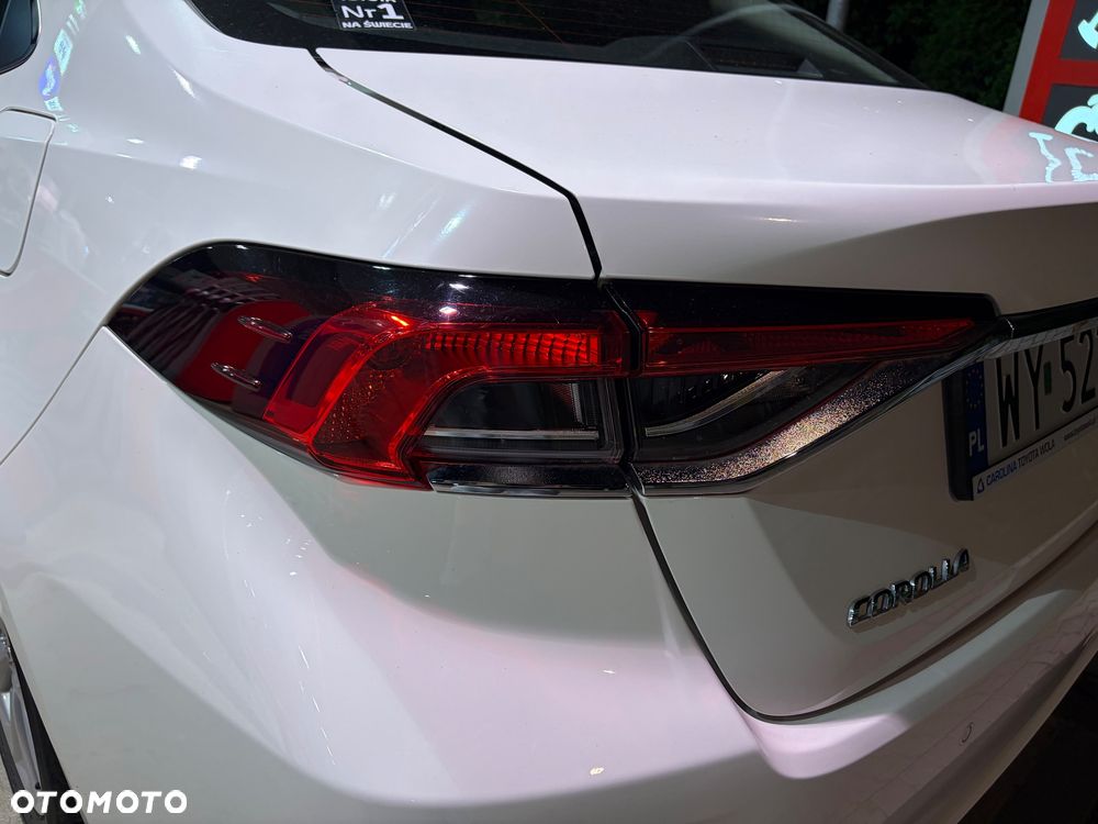 Toyota Corolla 1.6 Comfort - 11