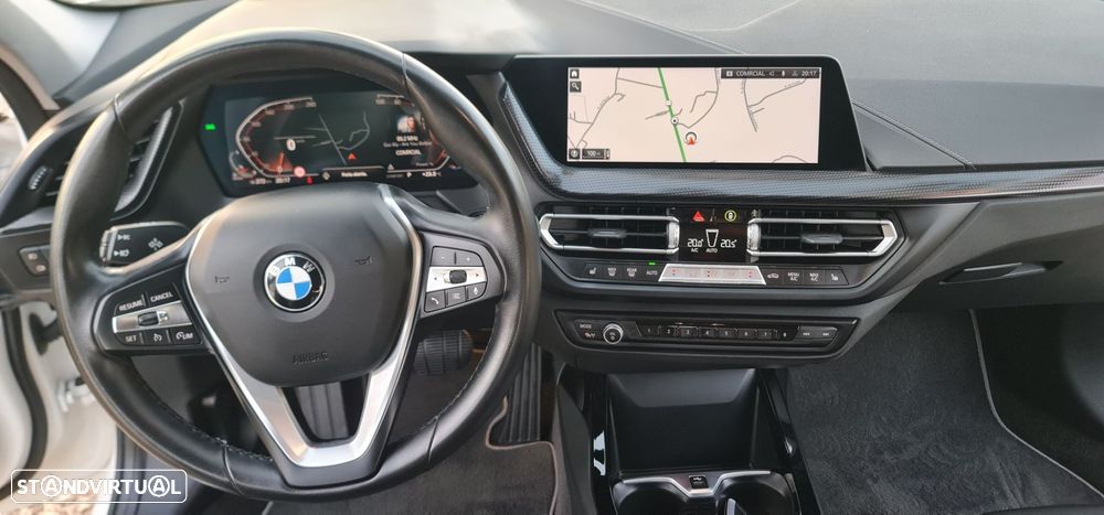 BMW 118 d Aut. Sport Line - 38