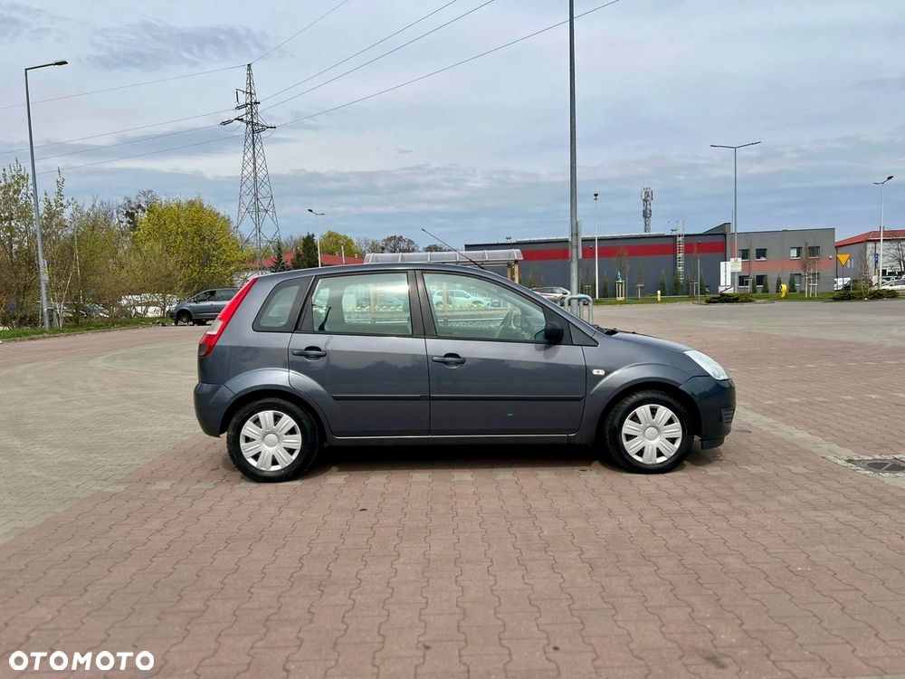 Ford Fiesta - 4