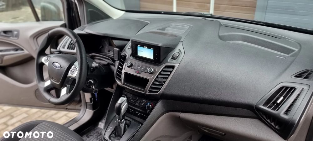 Ford Transit Connect - 4