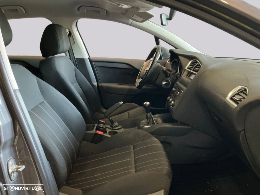 Citroën C4 1.2 PureTech Feel - 3