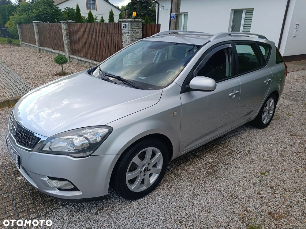 Kia Ceed 1.4 Comfort - 1