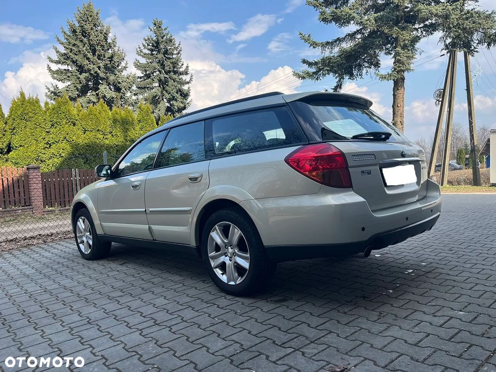 Subaru Outback - 3