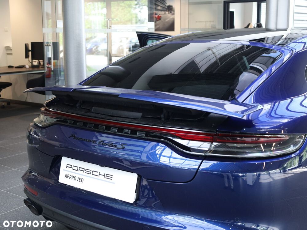 Porsche Panamera Turbo S - 23