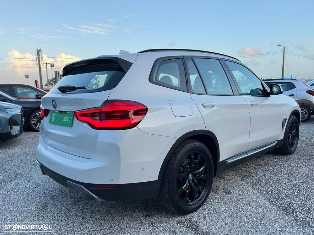 BMW iX3 M Sport Inspiring - 14