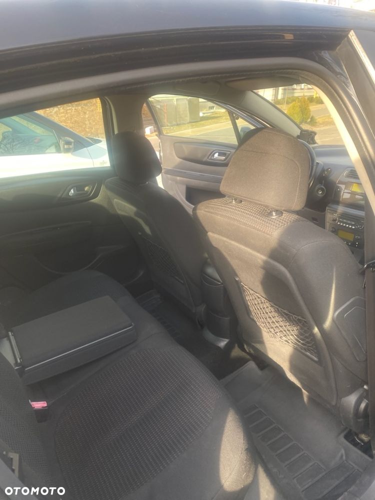 Citroën C4 1.6 16V Magic - 2