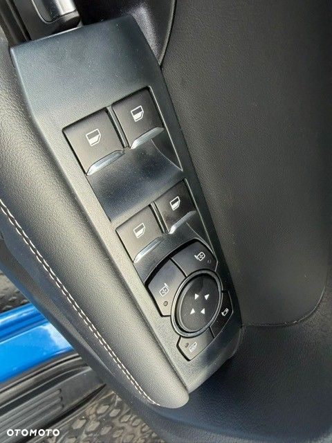 Volkswagen Amarok 3.0 V6 TDi 4MOTION Aventura - 8